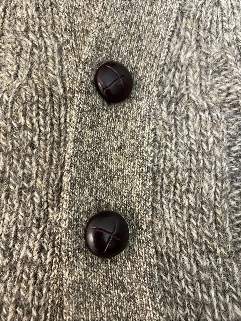 Vintage GAP 100% Shetland Wool Sweater Vest Brown Cable Knit Button Front L 167